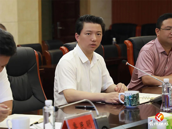 綠建國際報道：建筑材料工業技術情報研究所、中國綠建進出口產業聯盟來花垣縣考察座談